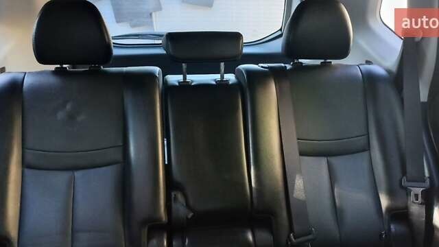 Серый Ниссан Rogue, объемом двигателя 2.49 л и пробегом 115 тыс. км за 16500 $, фото 39 на Automoto.ua