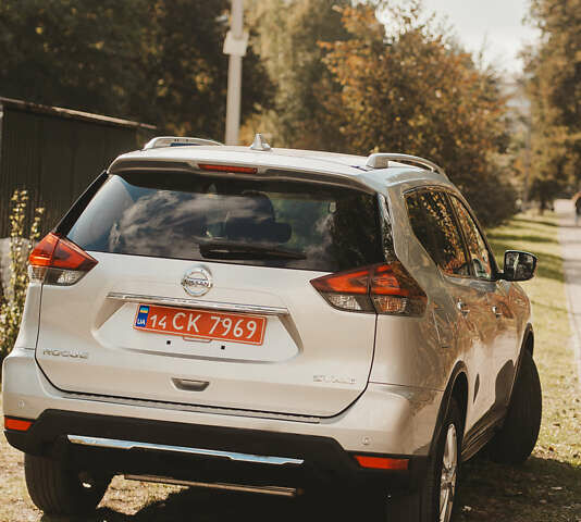 Серый Ниссан Rogue, объемом двигателя 2.5 л и пробегом 197 тыс. км за 15700 $, фото 38 на Automoto.ua