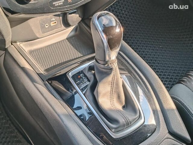 Серый Ниссан Rogue, объемом двигателя 2.5 л и пробегом 57 тыс. км за 15890 $, фото 29 на Automoto.ua