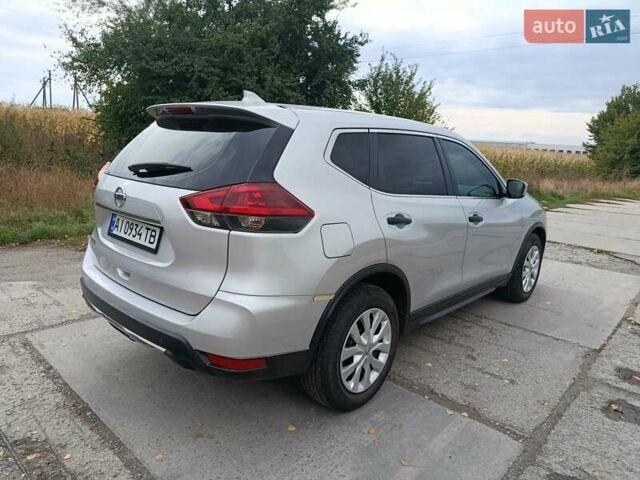 Серый Ниссан Rogue, объемом двигателя 2.5 л и пробегом 22 тыс. км за 15000 $, фото 4 на Automoto.ua