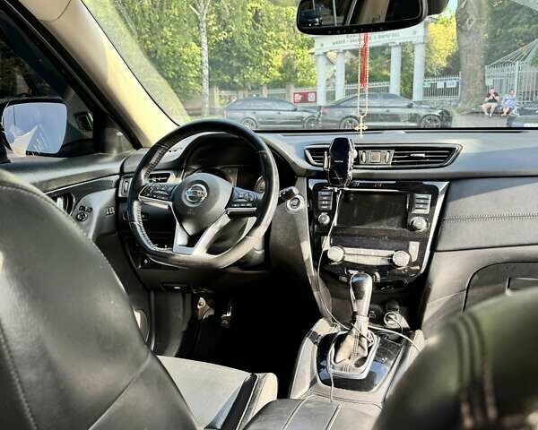 Сірий Ніссан Rogue, об'ємом двигуна 2.49 л та пробігом 250 тис. км за 13300 $, фото 2 на Automoto.ua