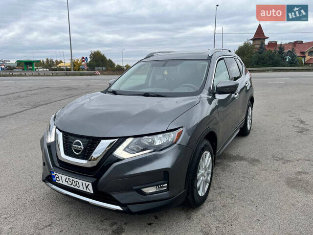 Серый Ниссан Rogue, объемом двигателя 2.49 л и пробегом 83 тыс. км за 16100 $, фото 2 на Automoto.ua