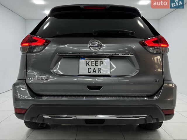 Серый Ниссан Rogue, объемом двигателя 2.49 л и пробегом 125 тыс. км за 20000 $, фото 16 на Automoto.ua