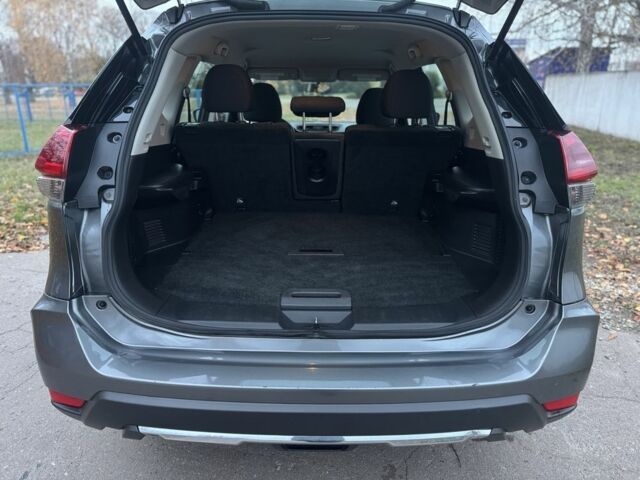 Серый Ниссан Rogue, объемом двигателя 2.5 л и пробегом 122 тыс. км за 14250 $, фото 18 на Automoto.ua