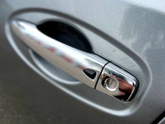 Сірий Ніссан Rogue, об'ємом двигуна 2.5 л та пробігом 115 тис. км за 15700 $, фото 8 на Automoto.ua