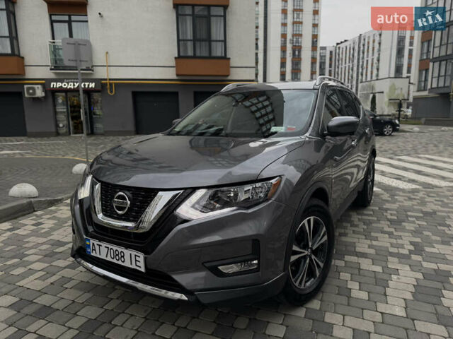 Сірий Ніссан Rogue, об'ємом двигуна 2.5 л та пробігом 115 тис. км за 16900 $, фото 2 на Automoto.ua