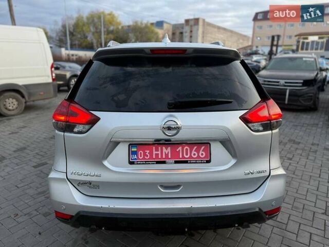 Сірий Ніссан Rogue, об'ємом двигуна 2.5 л та пробігом 261 тис. км за 10500 $, фото 4 на Automoto.ua