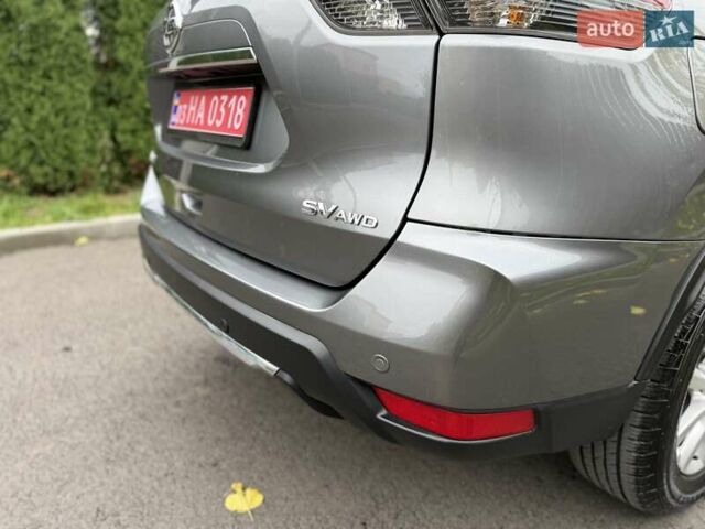 Серый Ниссан Rogue, объемом двигателя 2.49 л и пробегом 146 тыс. км за 14200 $, фото 12 на Automoto.ua