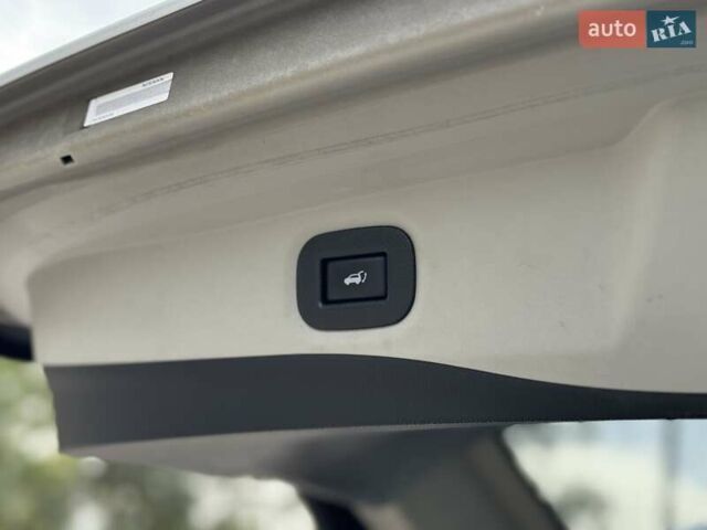 Ниссан Rogue 2019 в Запорожье на Automoto.ua Серый Ниссан Rogue, объемом двигателя 2.49 л и пробегом 115 тыс. км за 15799 $, фото 30 на Automoto.ua