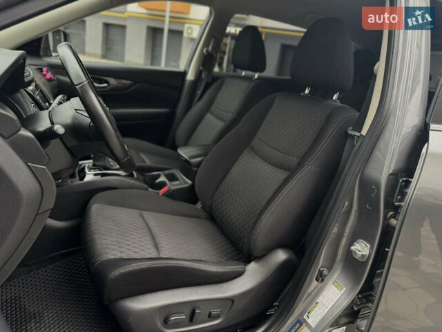 Сірий Ніссан Rogue, об'ємом двигуна 2.5 л та пробігом 115 тис. км за 16900 $, фото 28 на Automoto.ua