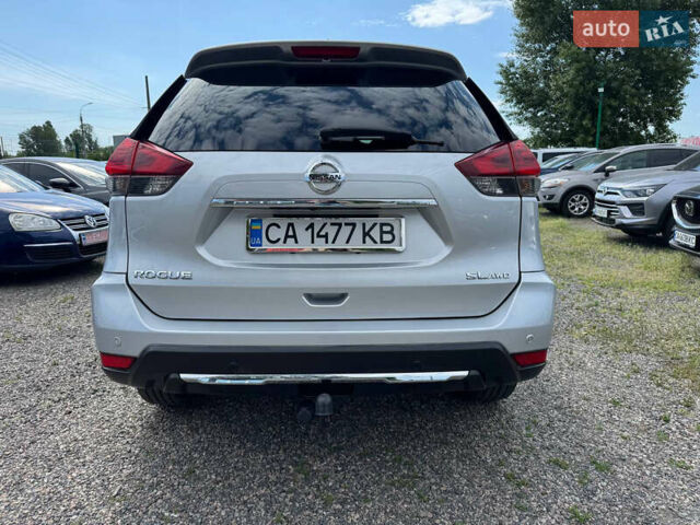 Сірий Ніссан Rogue, об'ємом двигуна 2.49 л та пробігом 115 тис. км за 16500 $, фото 9 на Automoto.ua