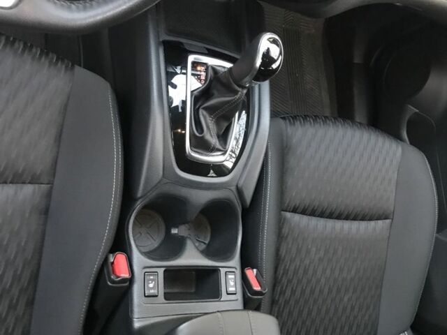 Серый Ниссан Rogue, объемом двигателя 2.5 л и пробегом 42 тыс. км за 16500 $, фото 6 на Automoto.ua