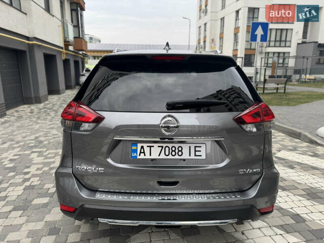 Сірий Ніссан Rogue, об'ємом двигуна 2.5 л та пробігом 115 тис. км за 16900 $, фото 11 на Automoto.ua