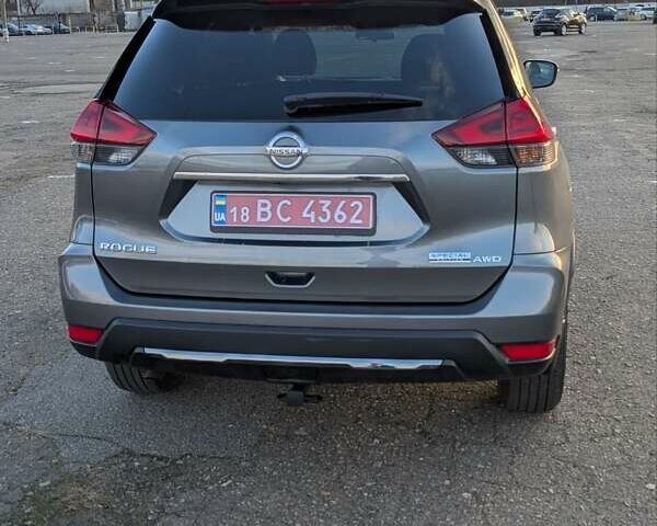 Сірий Ніссан Rogue, об'ємом двигуна 2.49 л та пробігом 90 тис. км за 16700 $, фото 11 на Automoto.ua