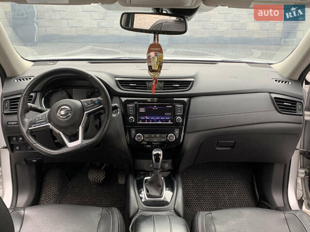 Сірий Ніссан Rogue, об'ємом двигуна 2.49 л та пробігом 105 тис. км за 18200 $, фото 12 на Automoto.ua