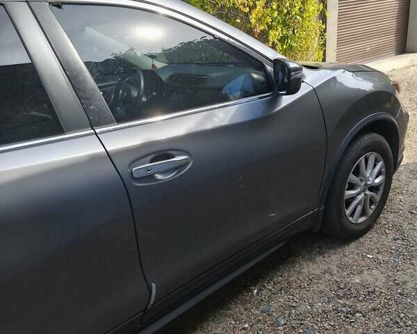 Сірий Ніссан Rogue, об'ємом двигуна 2.49 л та пробігом 76 тис. км за 17700 $, фото 8 на Automoto.ua