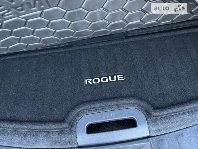 Сірий Ніссан Rogue, об'ємом двигуна 2.49 л та пробігом 48 тис. км за 16950 $, фото 39 на Automoto.ua