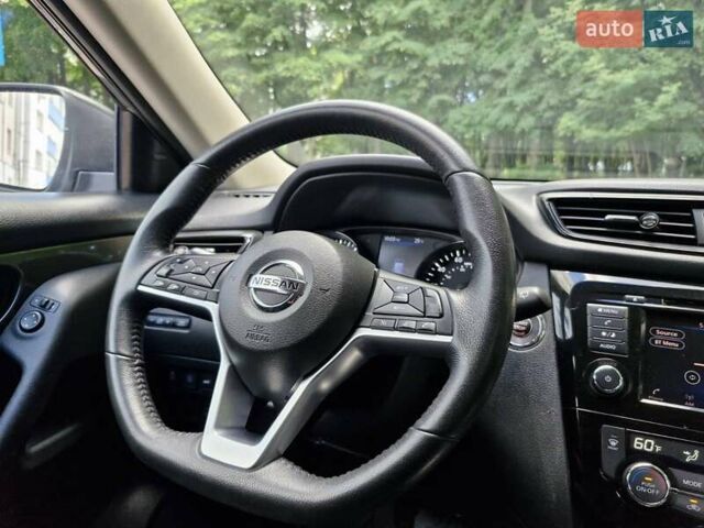 Сірий Ніссан Rogue, об'ємом двигуна 2.49 л та пробігом 68 тис. км за 16600 $, фото 15 на Automoto.ua