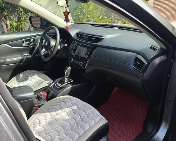 Сірий Ніссан Rogue, об'ємом двигуна 2.49 л та пробігом 76 тис. км за 17700 $, фото 2 на Automoto.ua