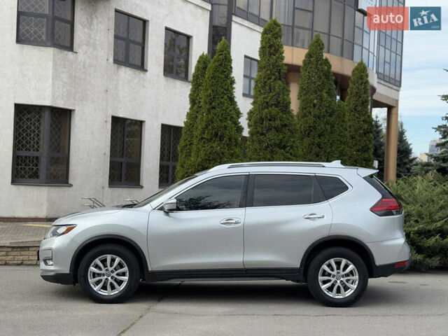 Ниссан Rogue 2019 в Запорожье на Automoto.ua Серый Ниссан Rogue, объемом двигателя 2.49 л и пробегом 115 тыс. км за 15799 $, фото 13 на Automoto.ua