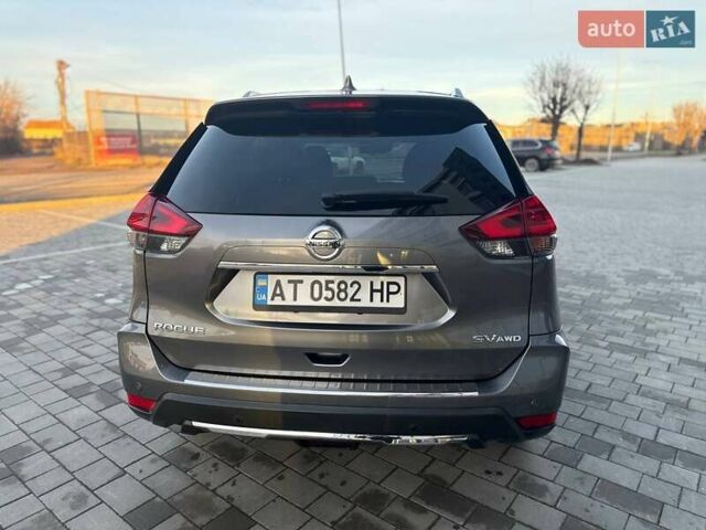 Серый Ниссан Rogue, объемом двигателя 2.49 л и пробегом 89 тыс. км за 15500 $, фото 8 на Automoto.ua