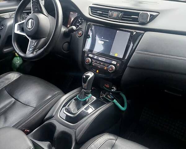 Серый Ниссан Rogue, объемом двигателя 2.49 л и пробегом 134 тыс. км за 15600 $, фото 13 на Automoto.ua