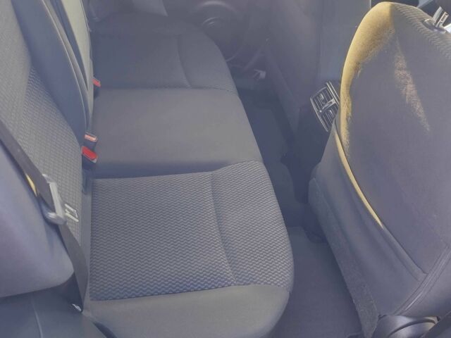 Серый Ниссан Rogue, объемом двигателя 2 л и пробегом 75 тыс. км за 14900 $, фото 3 на Automoto.ua