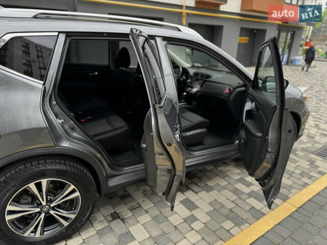 Сірий Ніссан Rogue, об'ємом двигуна 2.5 л та пробігом 115 тис. км за 16900 $, фото 33 на Automoto.ua