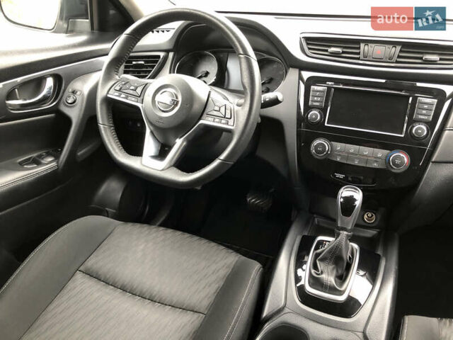 Серый Ниссан Rogue, объемом двигателя 2.49 л и пробегом 77 тыс. км за 15999 $, фото 17 на Automoto.ua