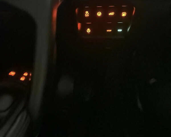 Серый Ниссан Rogue, объемом двигателя 2.49 л и пробегом 55 тыс. км за 15700 $, фото 11 на Automoto.ua