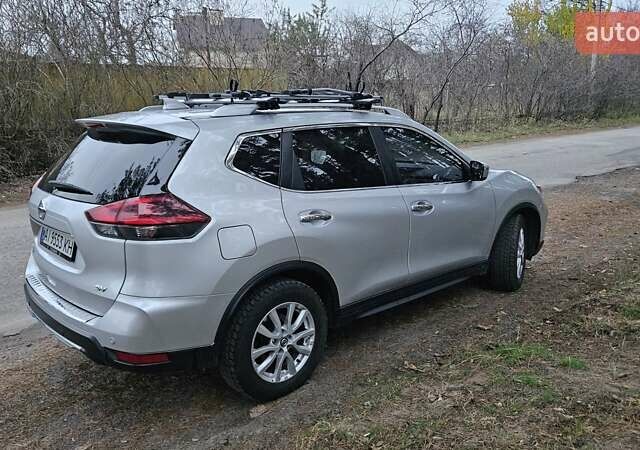 Серый Ниссан Rogue, объемом двигателя 2.49 л и пробегом 116 тыс. км за 15700 $, фото 4 на Automoto.ua