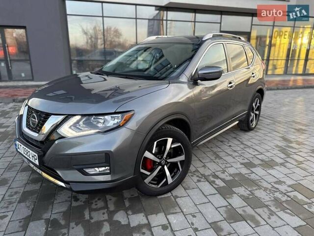 Серый Ниссан Rogue, объемом двигателя 2.49 л и пробегом 89 тыс. км за 15500 $, фото 13 на Automoto.ua