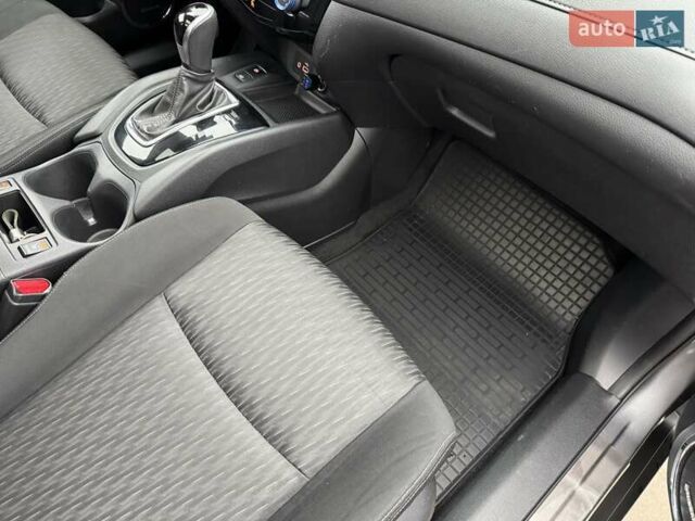 Серый Ниссан Rogue, объемом двигателя 2.49 л и пробегом 89 тыс. км за 16300 $, фото 26 на Automoto.ua