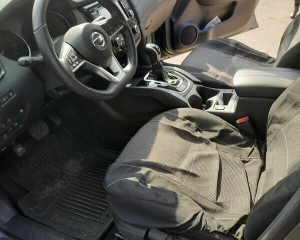 Сірий Ніссан Rogue, об'ємом двигуна 2.5 л та пробігом 99 тис. км за 18500 $, фото 3 на Automoto.ua