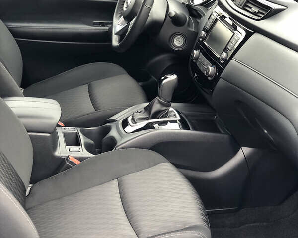 Серый Ниссан Rogue, объемом двигателя 2.49 л и пробегом 77 тыс. км за 15999 $, фото 22 на Automoto.ua