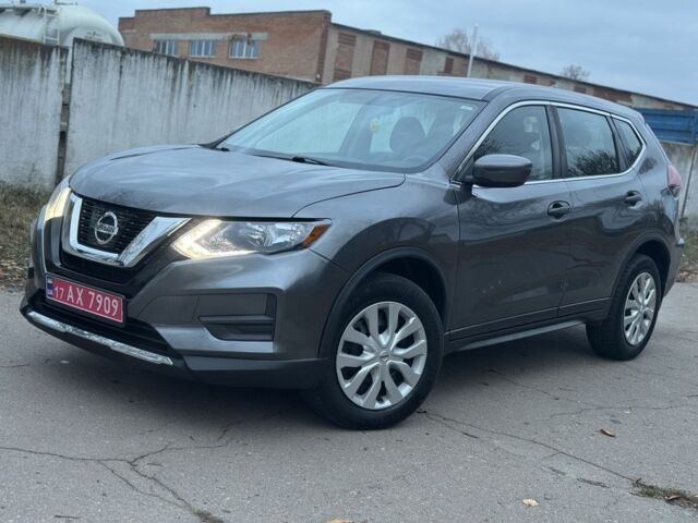 Серый Ниссан Rogue, объемом двигателя 2.5 л и пробегом 122 тыс. км за 14250 $, фото 1 на Automoto.ua