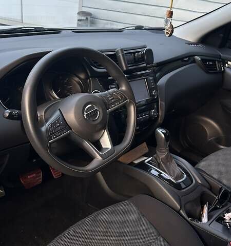 Сірий Ніссан Rogue, об'ємом двигуна 2 л та пробігом 39 тис. км за 16000 $, фото 26 на Automoto.ua