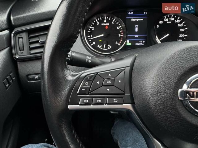 Серый Ниссан Rogue, объемом двигателя 2.49 л и пробегом 89 тыс. км за 16300 $, фото 33 на Automoto.ua