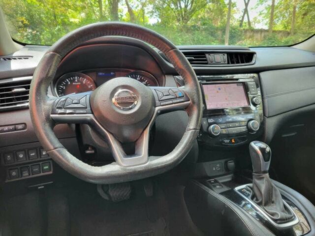 Серый Ниссан Rogue, объемом двигателя 2.5 л и пробегом 41 тыс. км за 12000 $, фото 7 на Automoto.ua