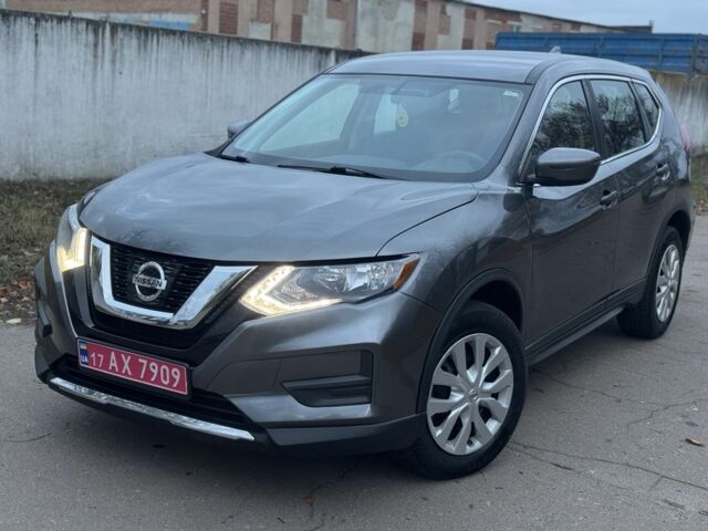 Серый Ниссан Rogue, объемом двигателя 2.5 л и пробегом 122 тыс. км за 14250 $, фото 5 на Automoto.ua
