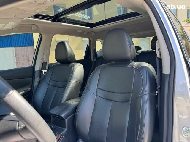 Сірий Ніссан Rogue, об'ємом двигуна 2.5 л та пробігом 78 тис. км за 18690 $, фото 22 на Automoto.ua