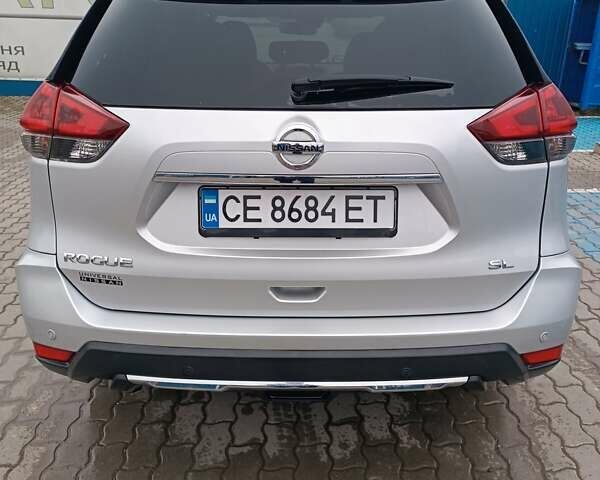 Серый Ниссан Rogue, объемом двигателя 2.49 л и пробегом 102 тыс. км за 16800 $, фото 3 на Automoto.ua