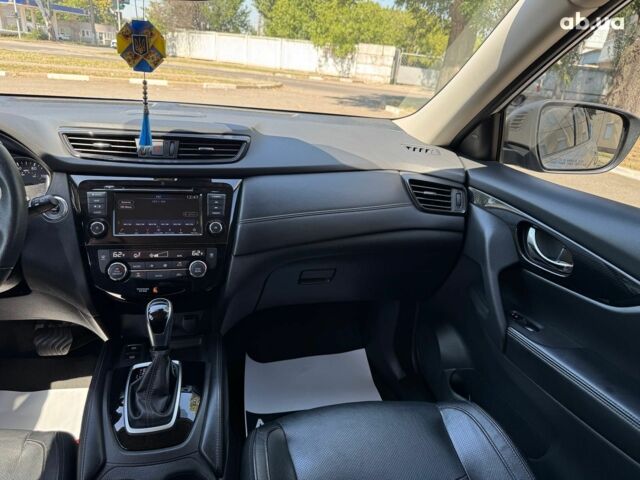 Сірий Ніссан Rogue, об'ємом двигуна 2.5 л та пробігом 78 тис. км за 18690 $, фото 20 на Automoto.ua