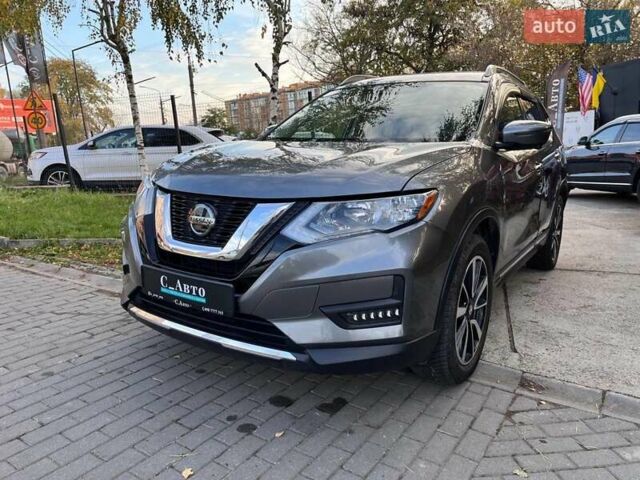 Серый Ниссан Rogue, объемом двигателя 2.49 л и пробегом 109 тыс. км за 18900 $, фото 2 на Automoto.ua