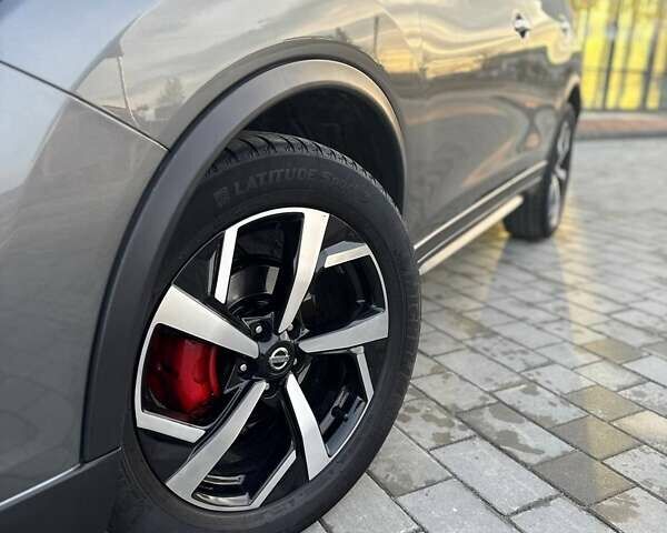 Серый Ниссан Rogue, объемом двигателя 2.49 л и пробегом 89 тыс. км за 15500 $, фото 17 на Automoto.ua