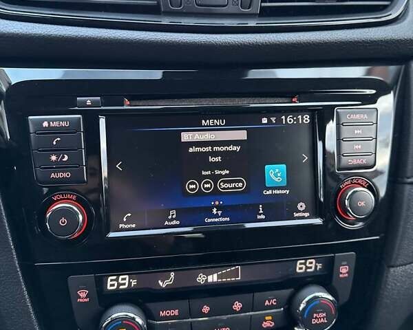 Серый Ниссан Rogue, объемом двигателя 2.49 л и пробегом 89 тыс. км за 15500 $, фото 41 на Automoto.ua