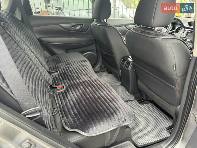 Серый Ниссан Rogue, объемом двигателя 2.49 л и пробегом 85 тыс. км за 15999 $, фото 26 на Automoto.ua