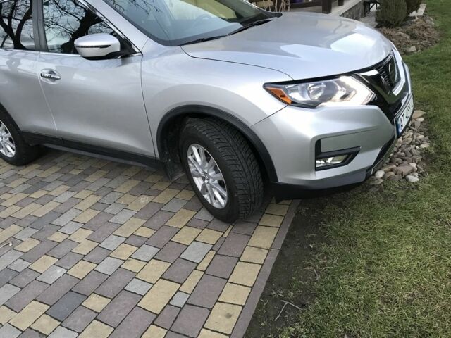 Серый Ниссан Rogue, объемом двигателя 2.5 л и пробегом 42 тыс. км за 16500 $, фото 10 на Automoto.ua