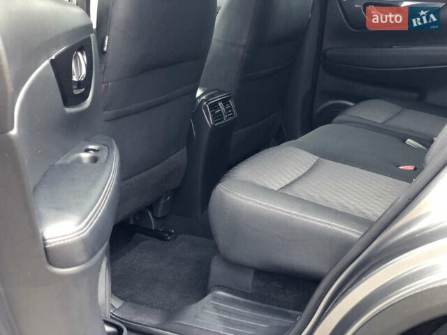 Серый Ниссан Rogue, объемом двигателя 2.49 л и пробегом 77 тыс. км за 15999 $, фото 30 на Automoto.ua