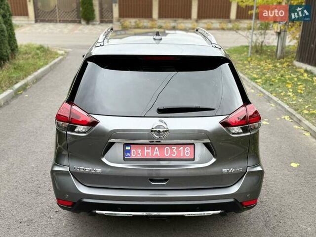 Серый Ниссан Rogue, объемом двигателя 2.49 л и пробегом 146 тыс. км за 14200 $, фото 9 на Automoto.ua